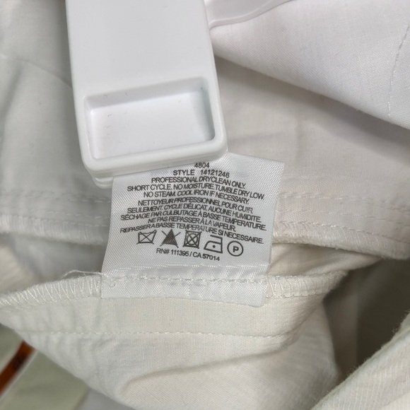 Tory Burch Cream Women's Shorts - Picture 6 of 9